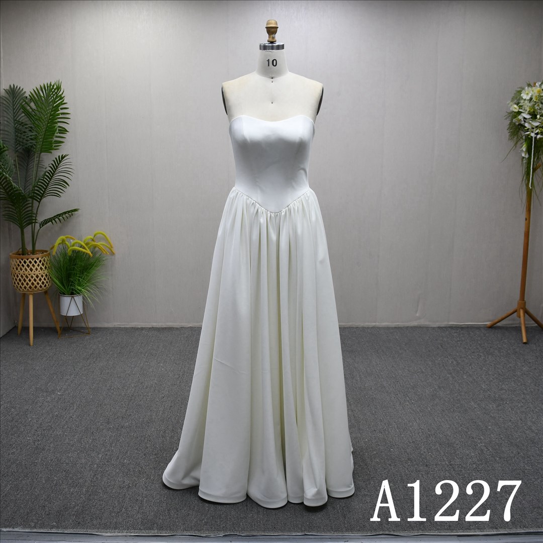 Guangzhou Bridal Gown Factory Soft Satin Bridal Dress A Line Women Dress