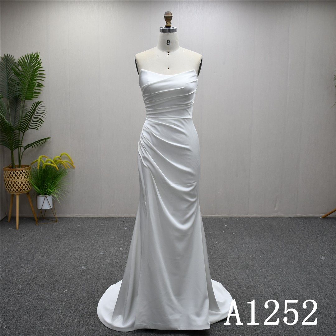 Guangzhou Bridal Gown Factory Fashionable Design Satin Bridal Dress Mermaid Women Dress