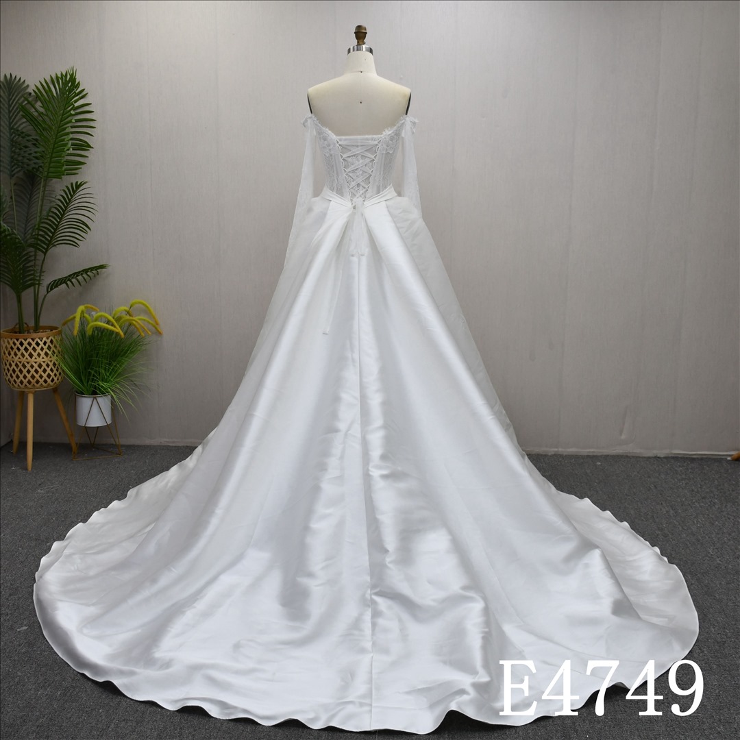 Guangzhou Bridal Gown Factory Fashionable Design Satin Bridal Dress A Line Women Dress