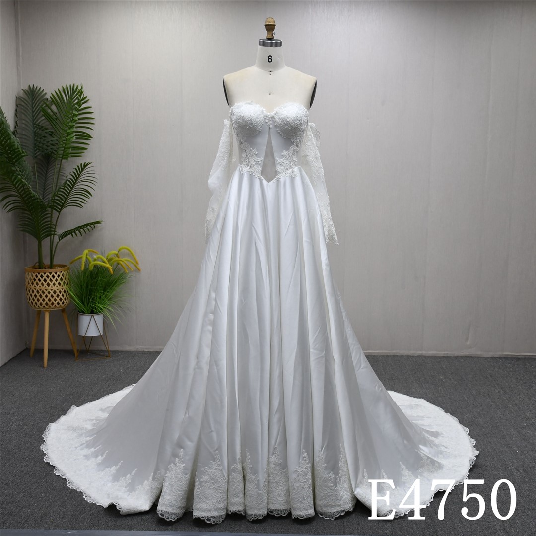 Guangzhou Bridal Gown Factory Fashionable Design Satin Bridal Dress A Line Women Dress