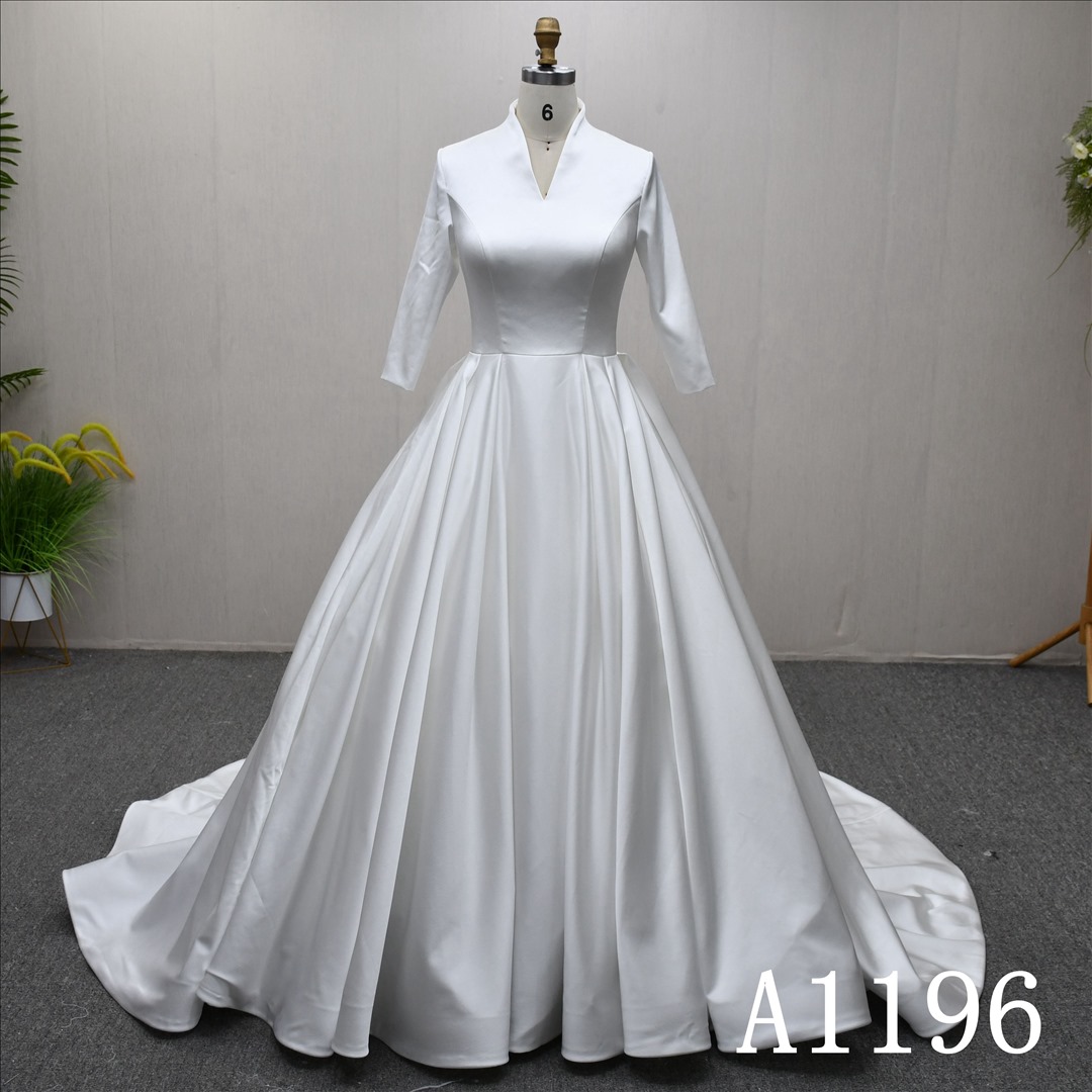 Guangzhou Bridal Gown Factory Satin A Line Wedding Dress High V Neck 3/4 Sleeve Chapel Train Bridal Gown With Button Back