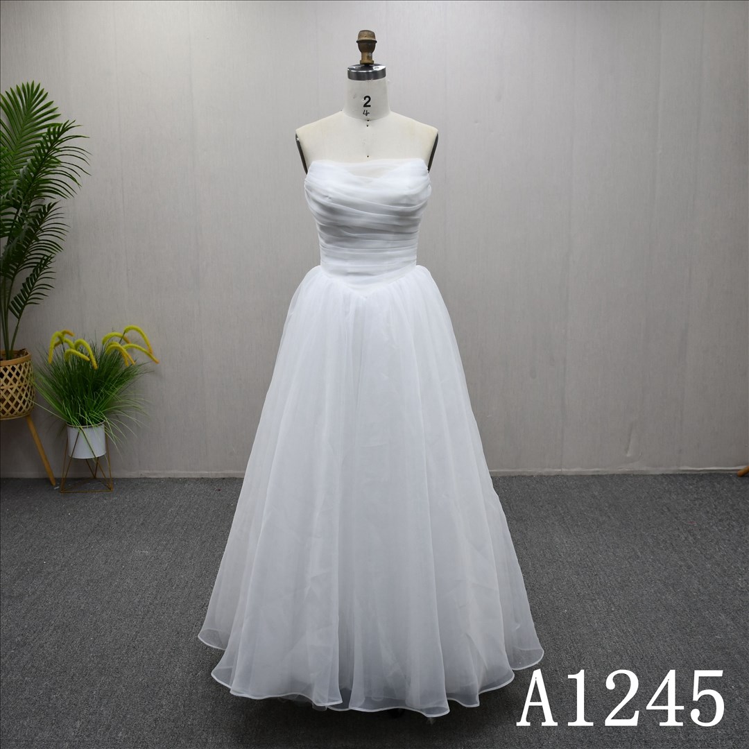 Guangzhou Bridal Gown Factory Strapless Ruched Tube Neck Organza A Line Ankle Length Wedding Dress Zipper Back Bridal Gown
