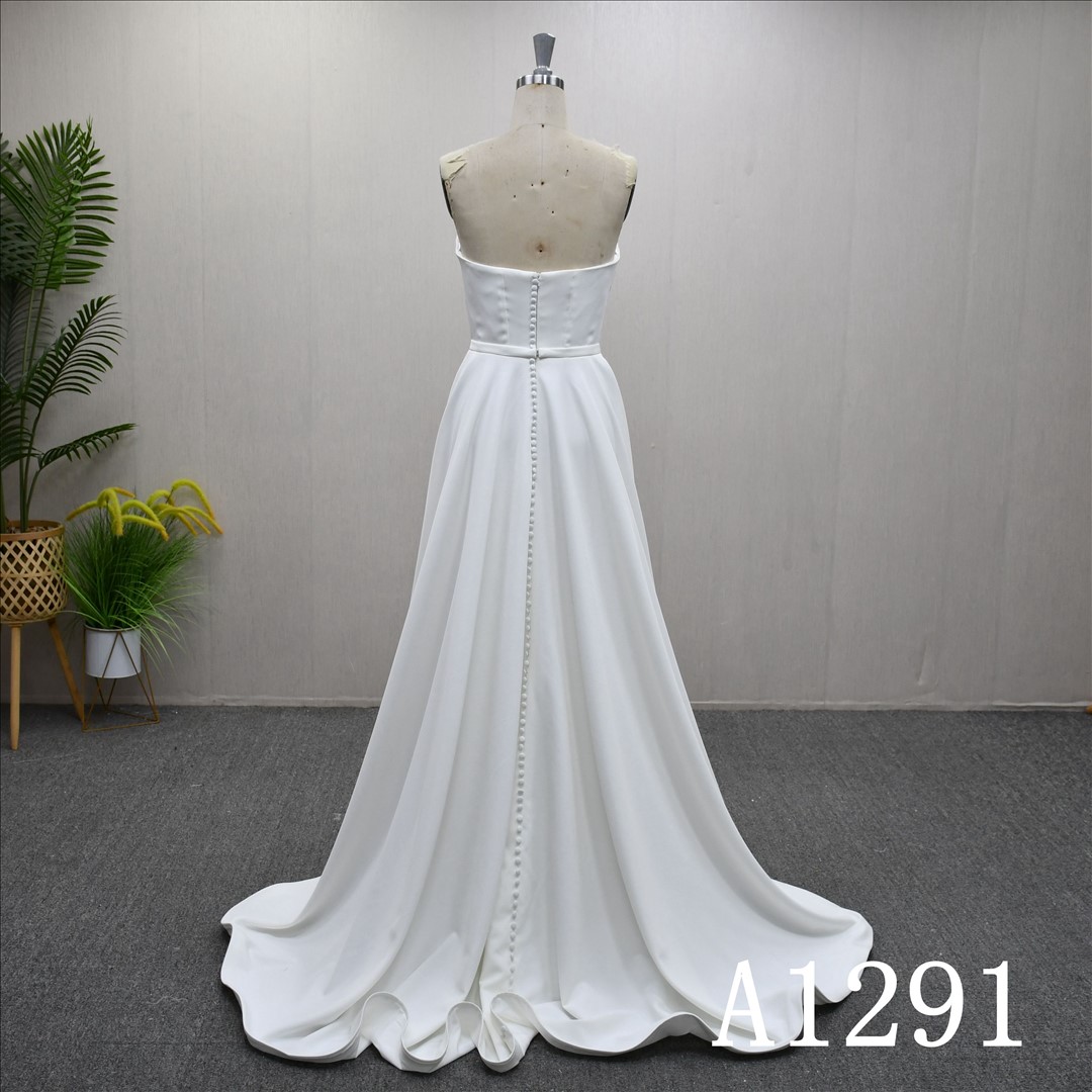 Guangzhou Bridal Gown Factory Strapless Sweetheart Ruched Satin A Line Wedding Dress Sweep Train Pearl Button Back Bridal Gown