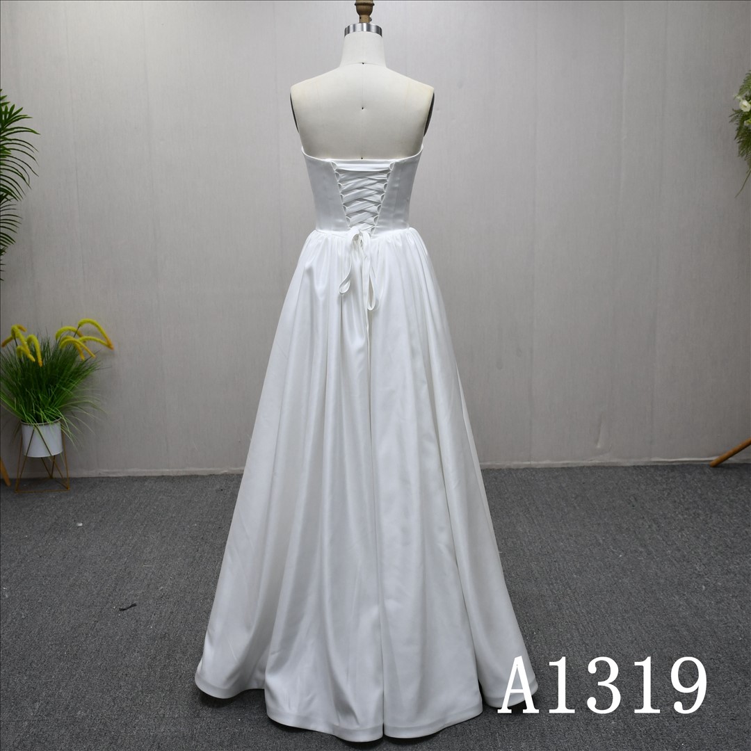 Guangzhou Bridal Gown Factory Strapless Sweetheart Satin A Line Wedding Dress Sweep Train Corset Lace Up Back Bridal Gown
