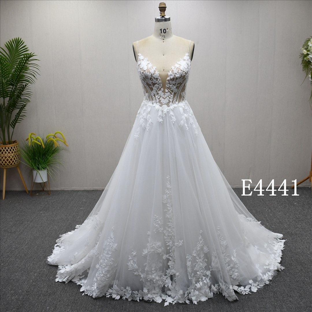 Guangzhou Bridal Gown Factory Spaghetti Strap Deep V Sheer Corset Lace A Line Wedding Dress Sweep Train 3D Floral Appliques Bridal Gown