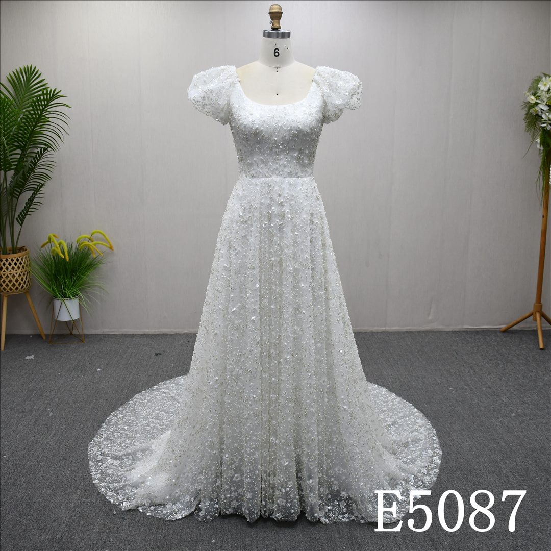 Guangzhou Bridal Gown Factory Square Neck Puff Sleeve A Line Wedding Dress Full Beaded Sequin Tulle Bridal Gown Zipper Back Chapel Train
