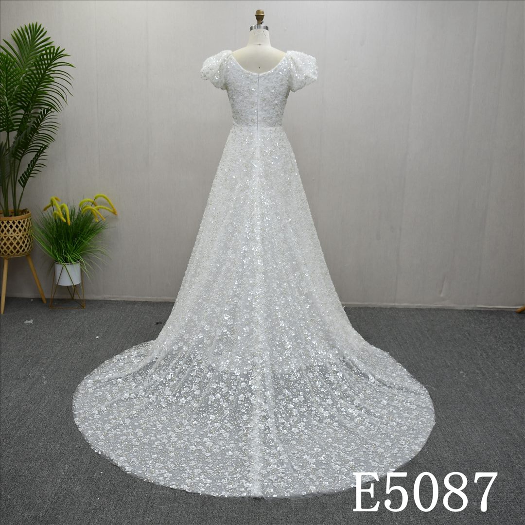 Guangzhou Bridal Gown Factory Square Neck Puff Sleeve A Line Wedding Dress Full Beaded Sequin Tulle Bridal Gown Zipper Back Chapel Train