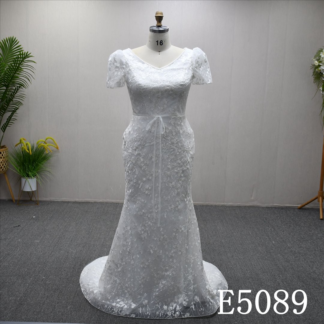 Guangzhou Bridal Gown Factory V Neck Puff Short Sleeve Mermaid Wedding Dress 3D Floral Lace Bridal Gown Sash Tie Pearl Button Back Sweep Train