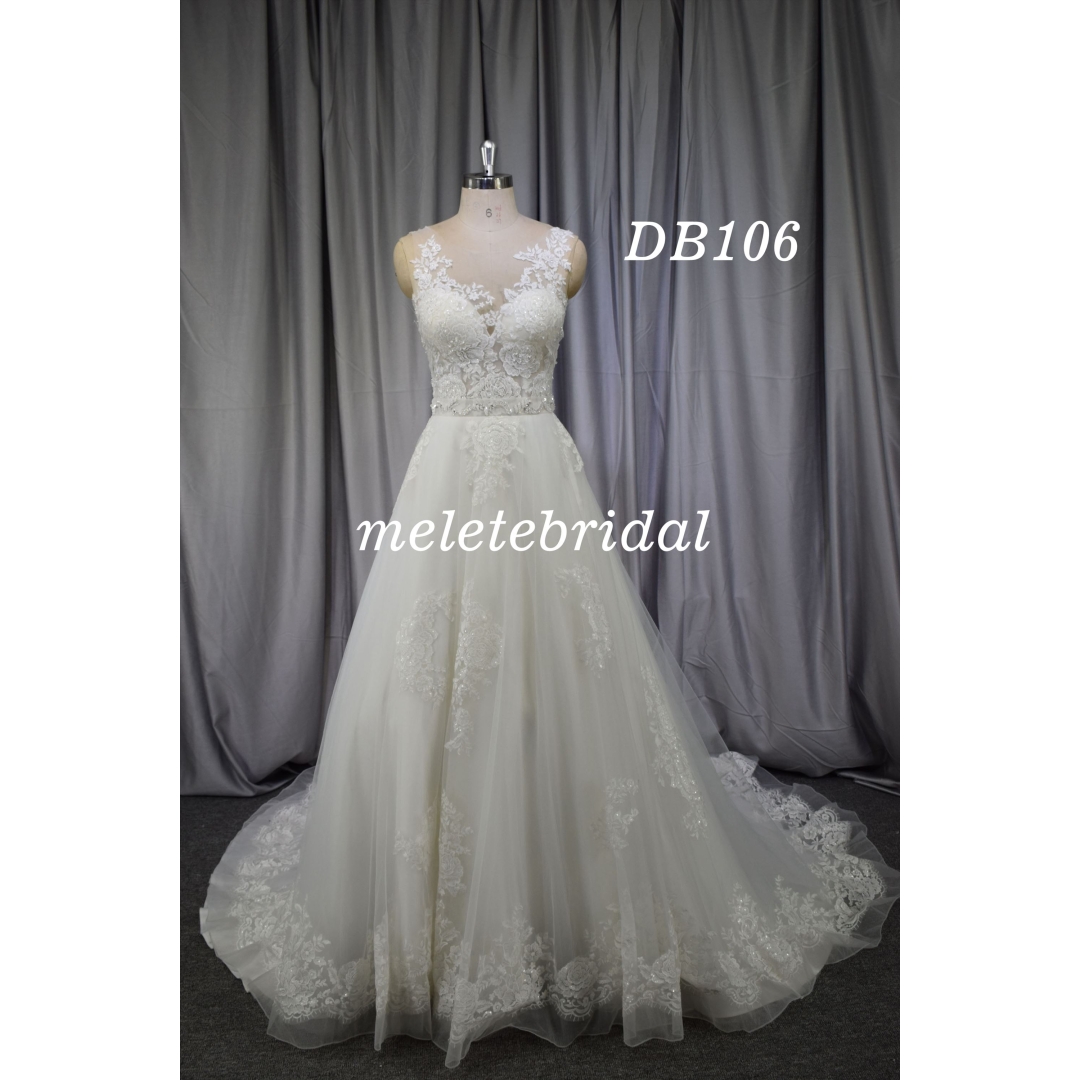 New arrival wedding dress with sweep train zipper back