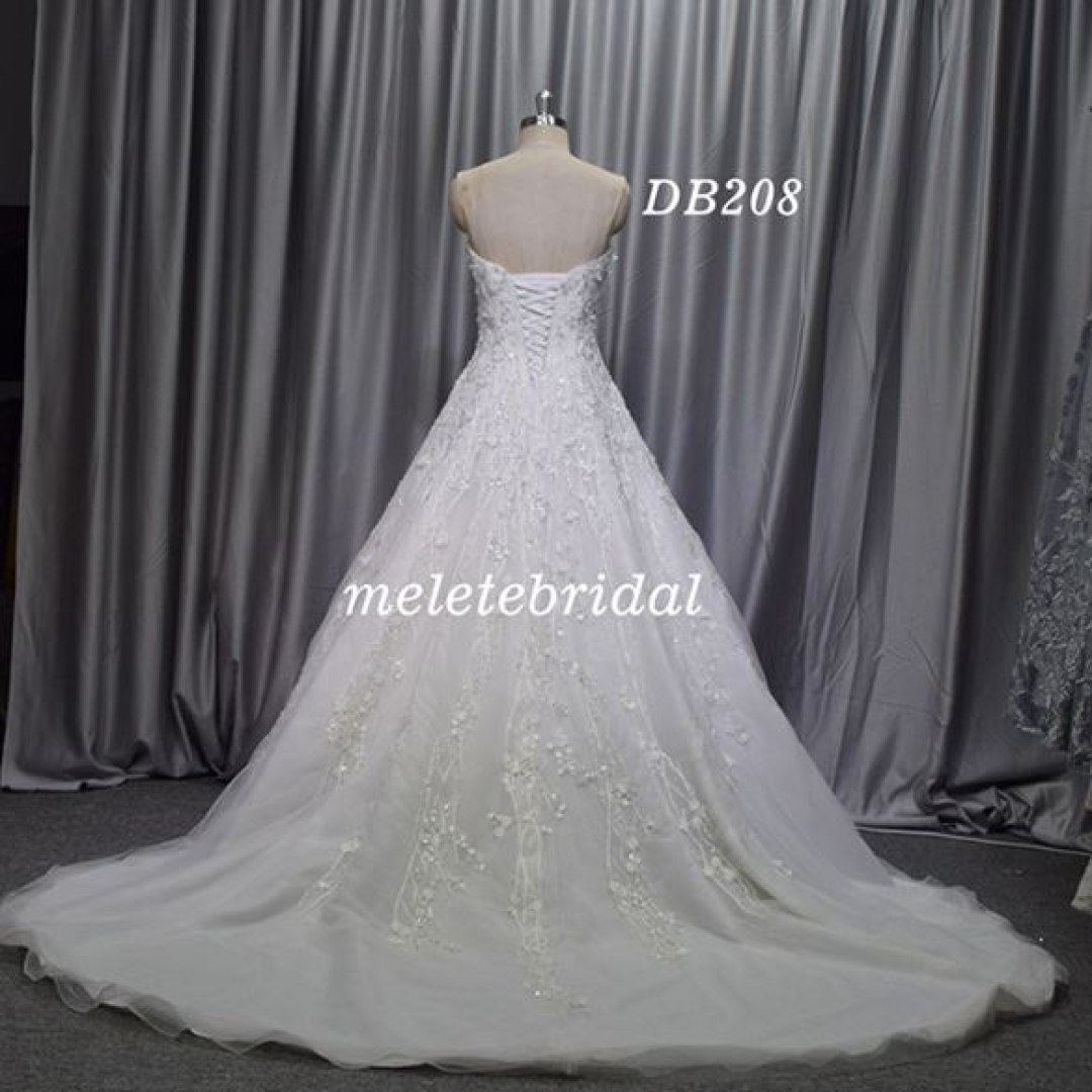 Elegant A line bridal gown with flower lace and pearl