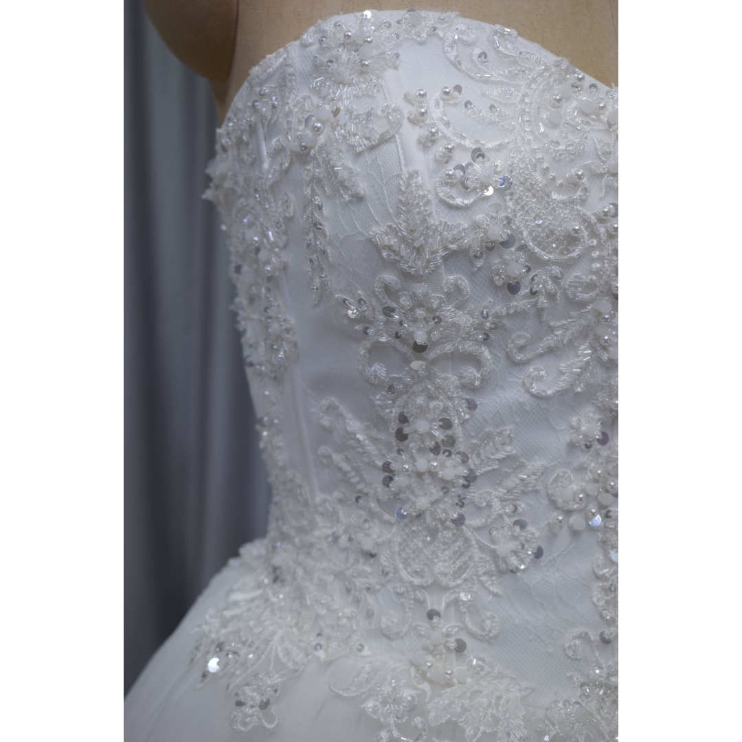 Lace with full beading bodice bridal gown 2020 new design wedding dress