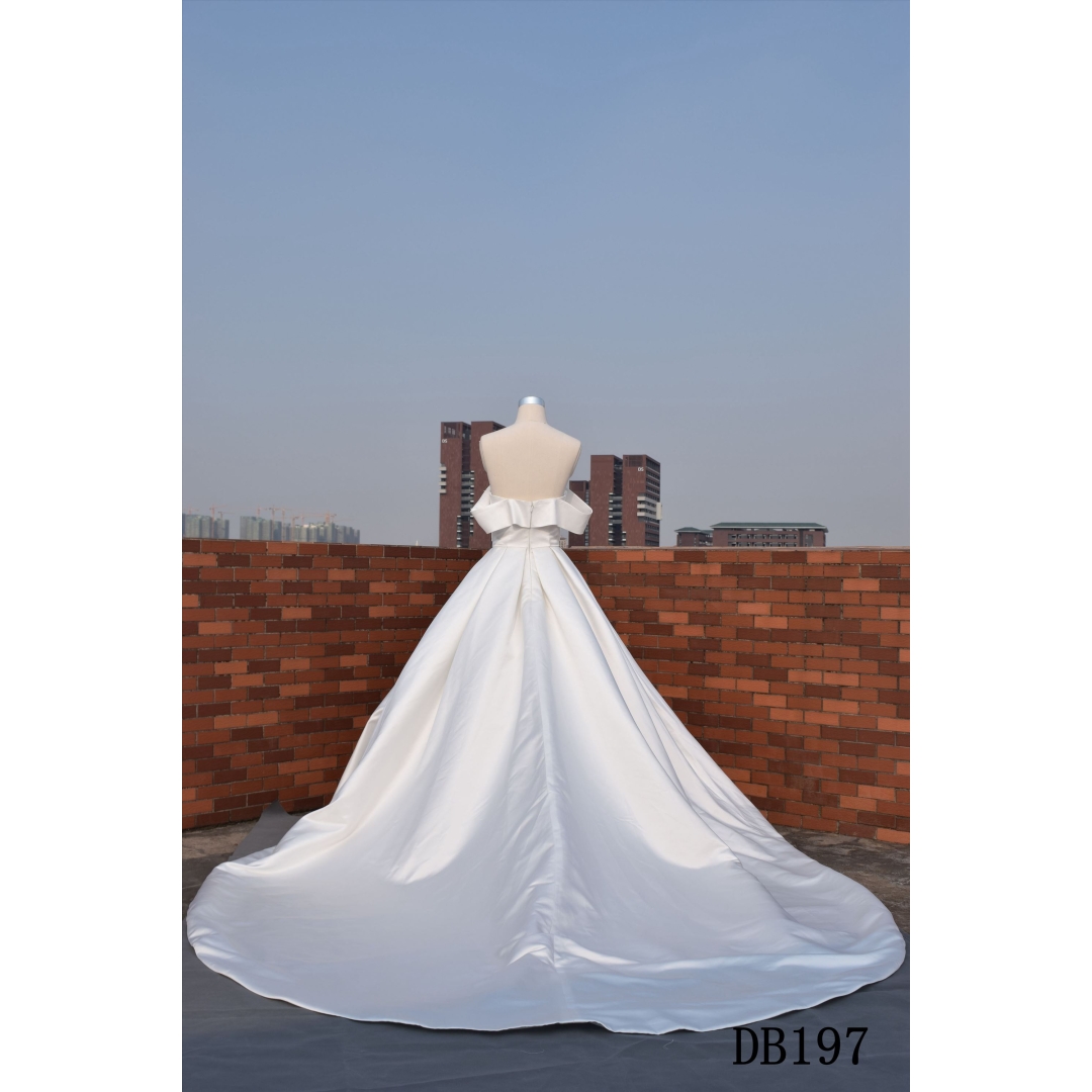 Ivory satin off shoulder bridal gown princess wedding gown whole sale price