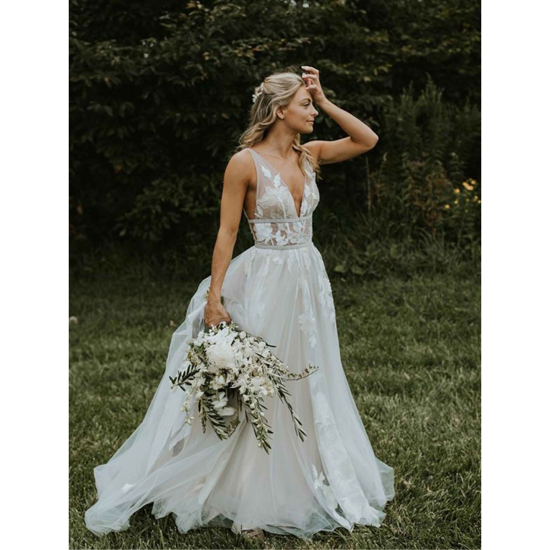 New design V neckline low back sexy boho wedding dress