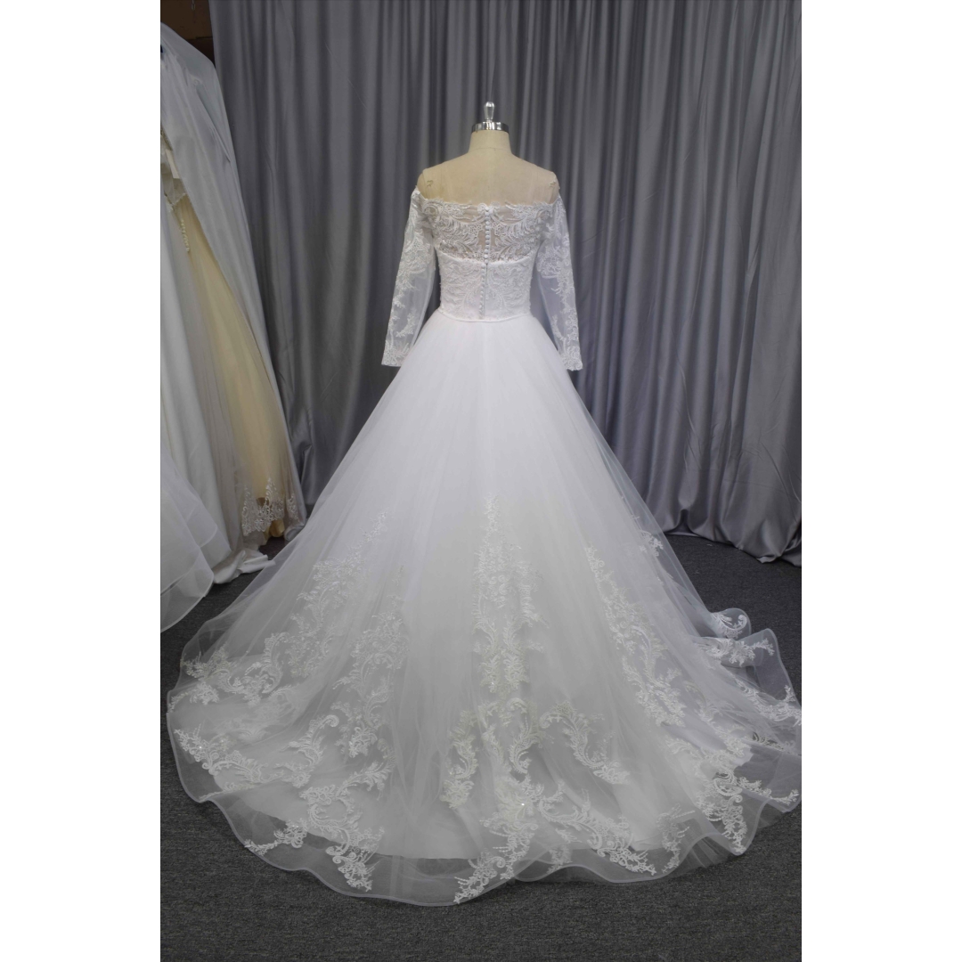 Fashion Design long sleeves straight neckline wholesale price wedding dress