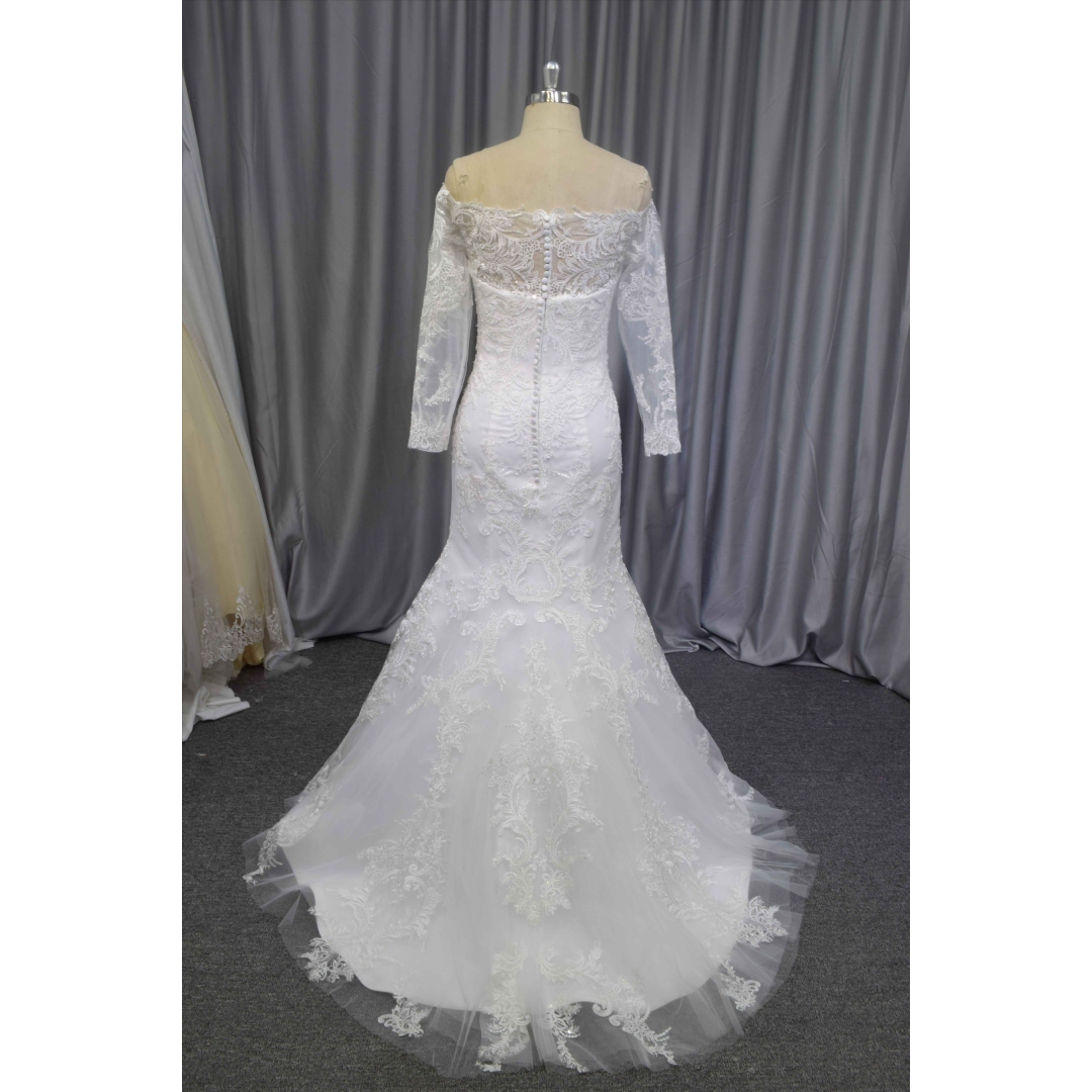 Fashion Design long sleeves straight neckline wholesale price wedding dress