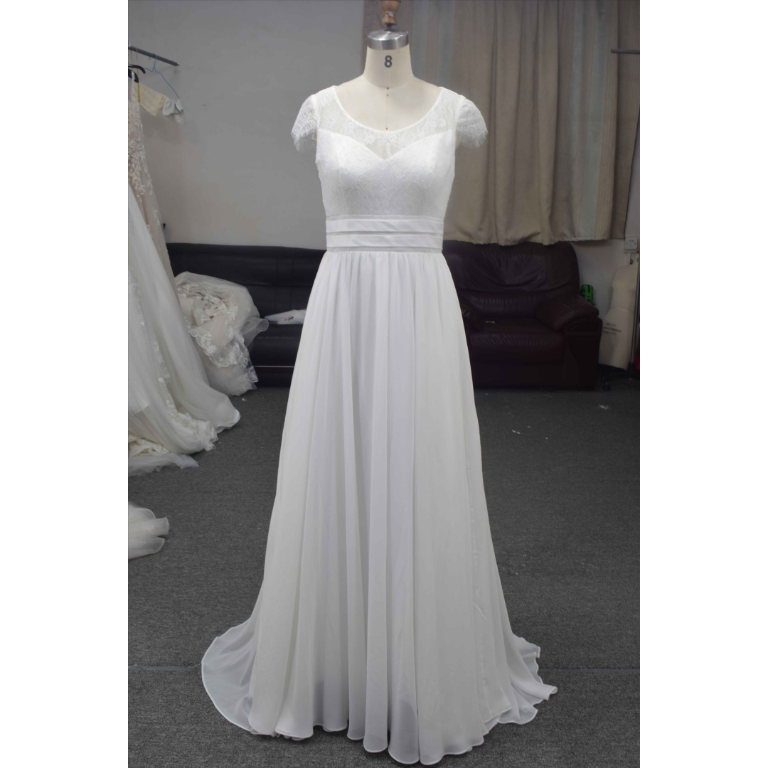 Key hole back chiffon wedding gown custom made wedding gown