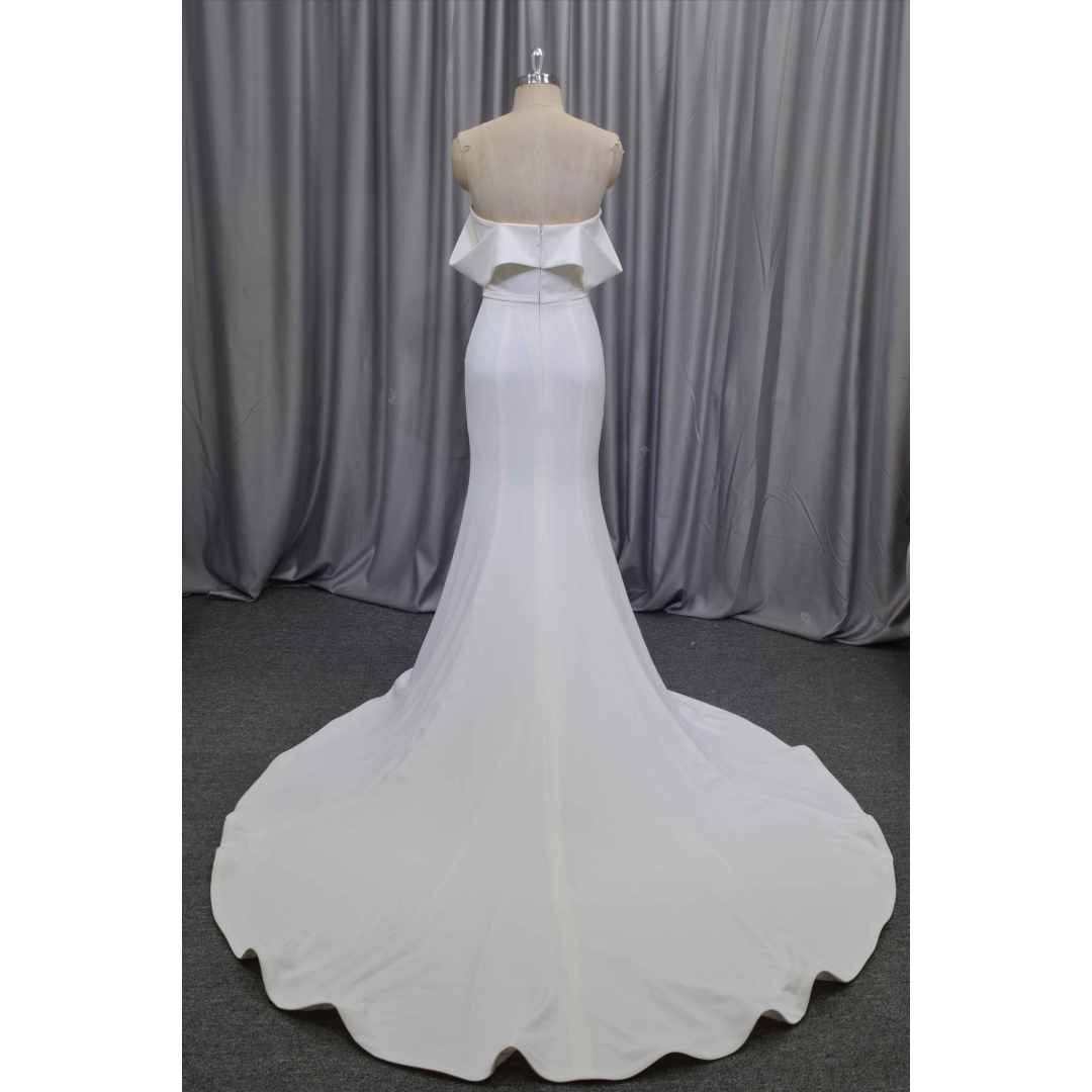 Vintage elegant mermaid bridal dress offer shoulder wedding gown
