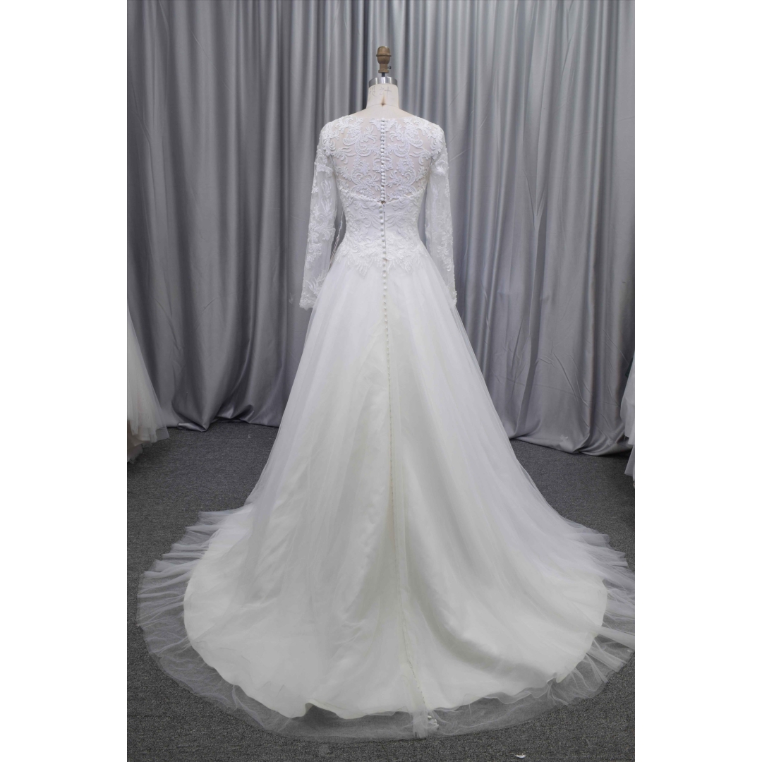 Elegant long sleeves A line dress princess bridal gown