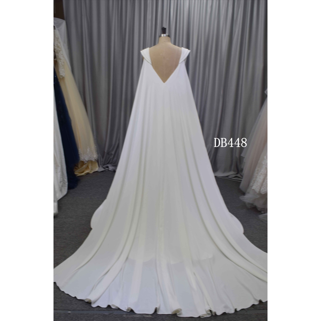 Crepe wedding dress wish a detachable cape