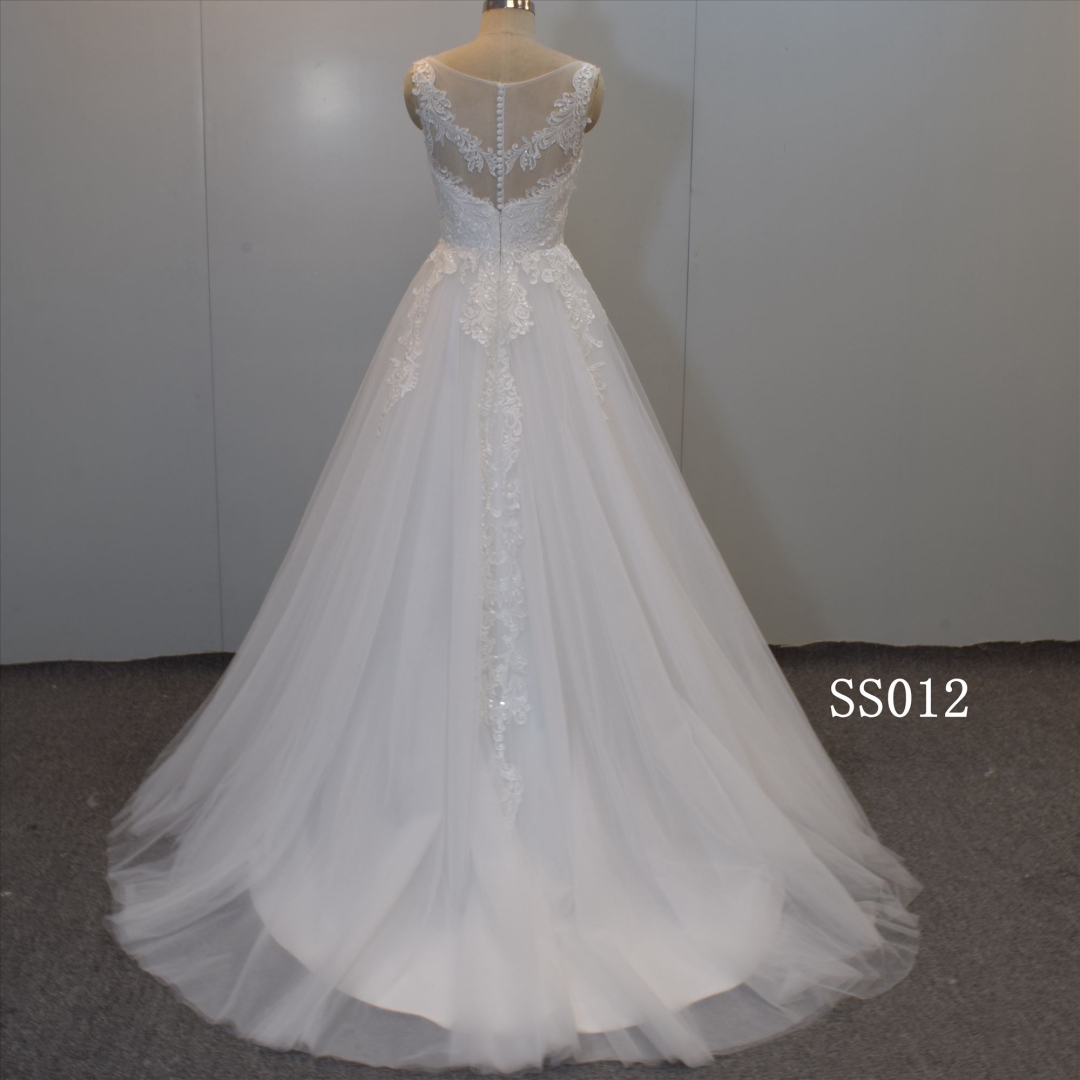 Lace Applique Bridal Dress Custom Made Wedding Dress for Women