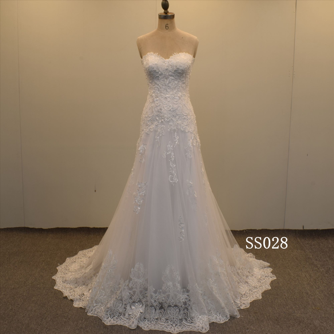 Sweetheart Neckline Bridal Gown Lace with Clear Beading Bridal Dress