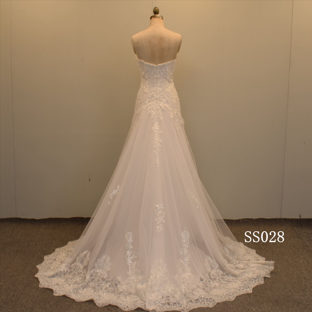 Sweetheart Neckline Bridal Gown Lace with Clear Beading Bridal Dress