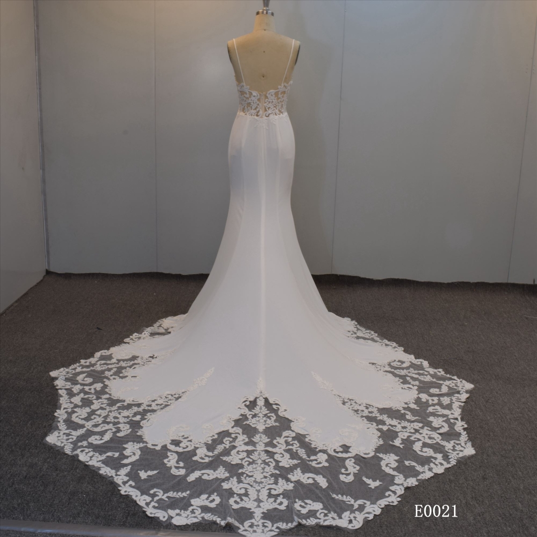 Fashion Design Lace Applique Mermaid Bridal Dress with Catherine Train