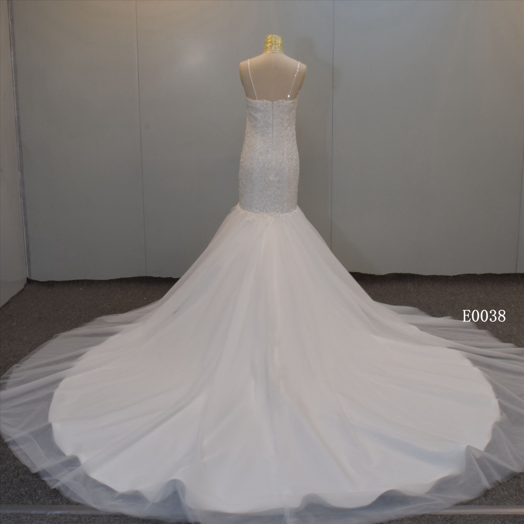 GuangZhou Factory Made Bridal Gown Mermaid Bridal Gown with Big Train