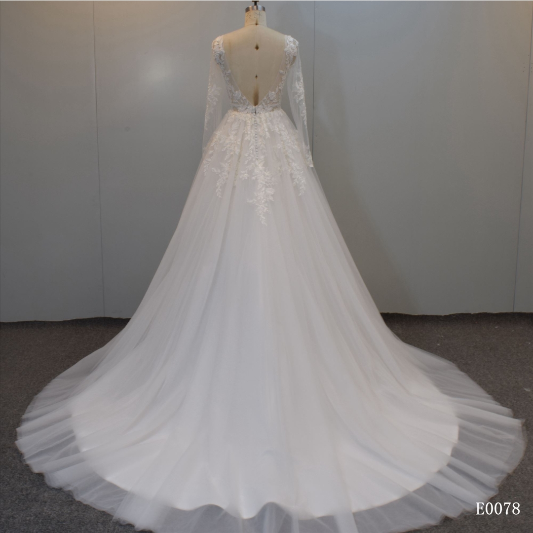 V Neckline Long Sleeves Wedding Dress A line Backless Bridal Gown Women Fashion Bridal Dress