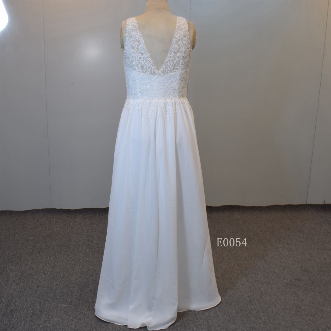 A Line Chiffon Bridal Gown Whole Sell V Neckline Applique Bridal Dress