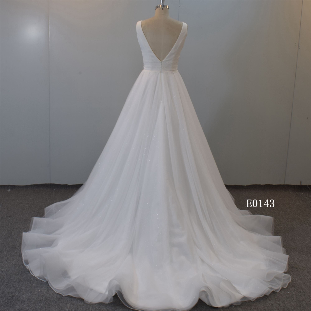 A-Line tulle Bridal Dress With  Spaghetti Straps Guangzhou Wedding Gown For Women