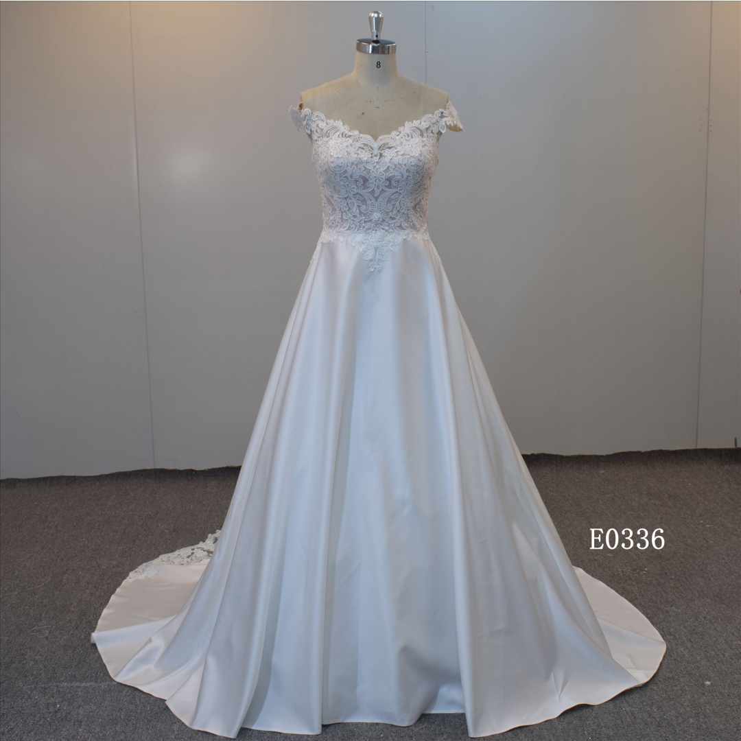 Noble And Dignified Princess Ball Gown Wedding Dress