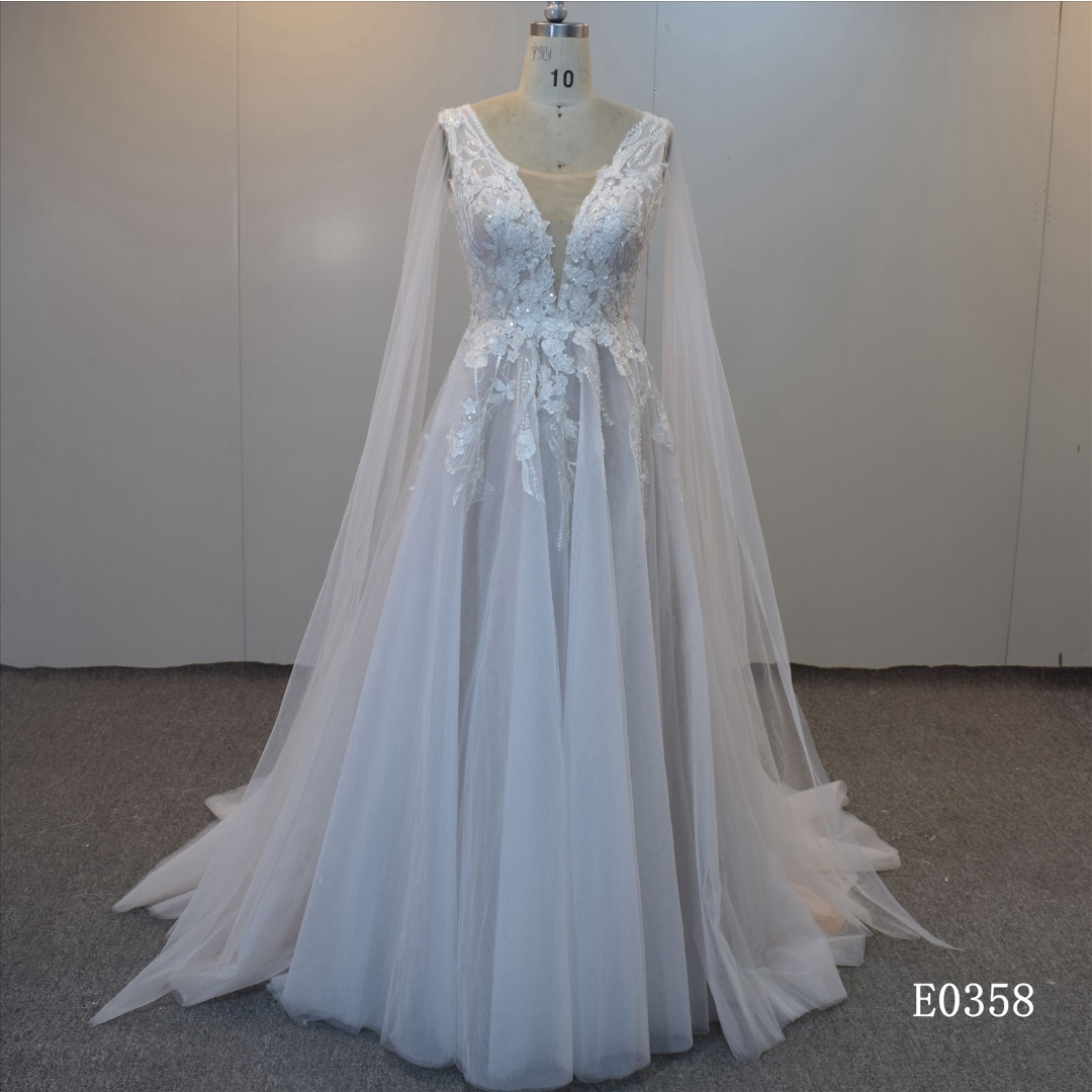 2022 Newest Special design's Long Sleeves Ivory Tulle Bridal Dress