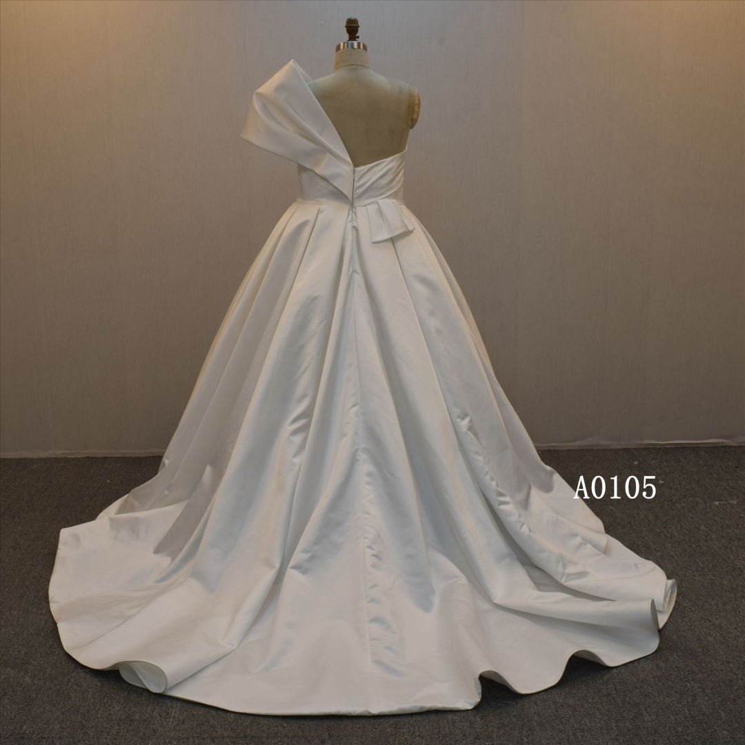 Bridal Dress With Big Bow Sweetheart Neckline Wedding Dress For Women