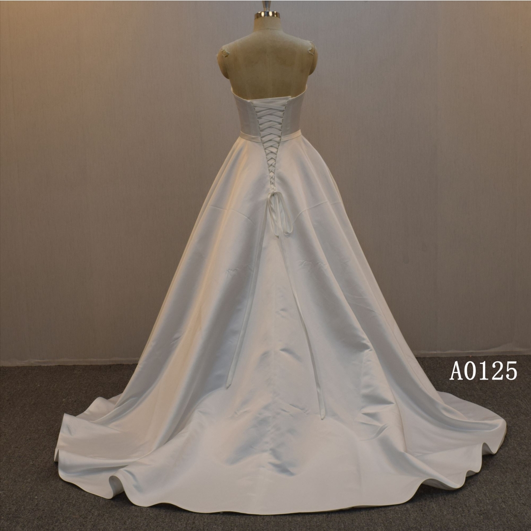 2022 New Arrival Sweetheart  Neckline Wedding Dress A Line Bridal Dress