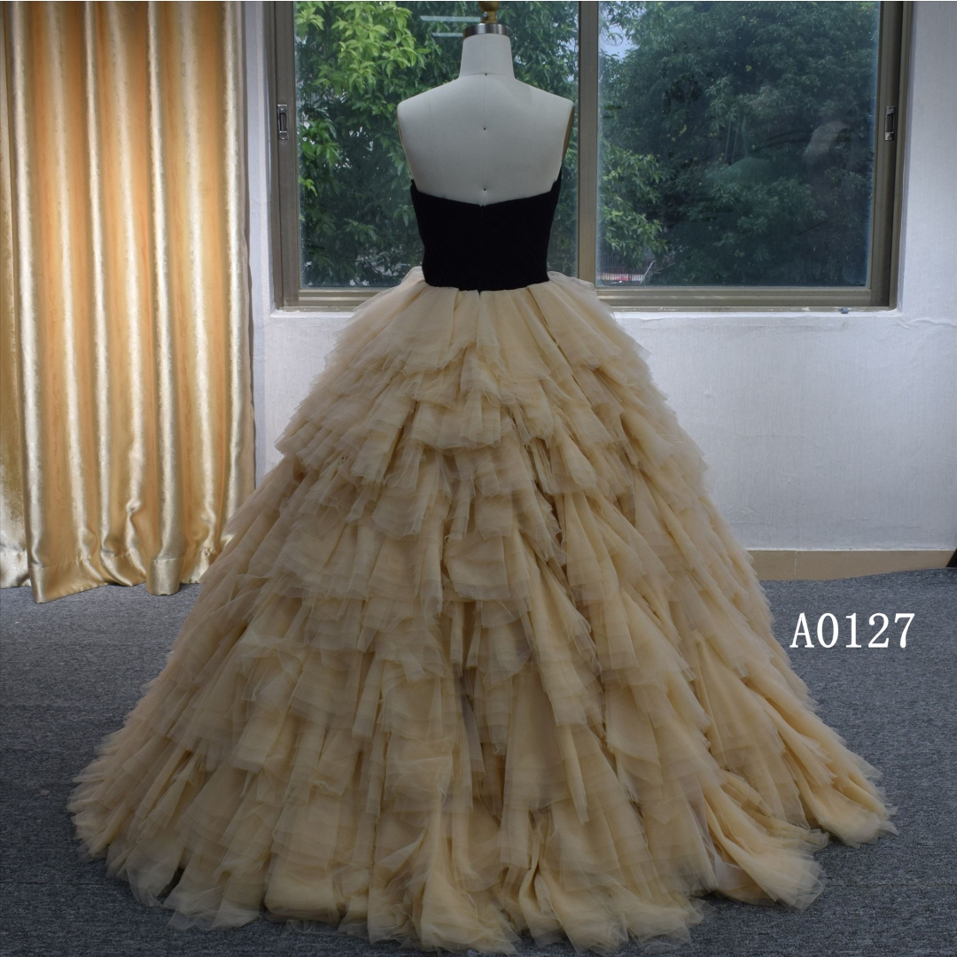 Hot Sell Evening dress With Sexy Sweetheart  Neckline Lace Up Ball Gown Wedding Dress