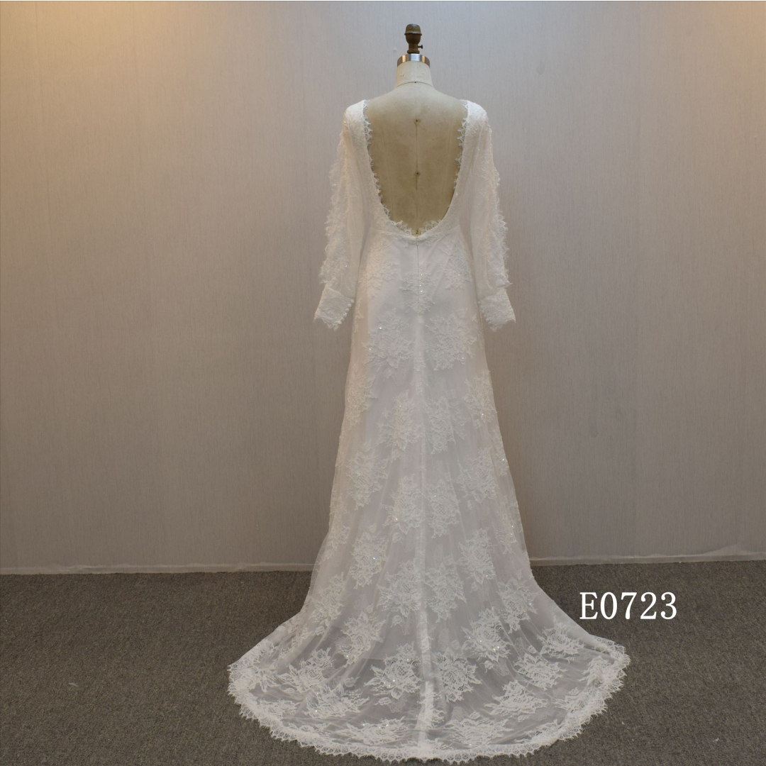 A line wedding dress Chantilly Lace Applique Backless Bridal  Dress