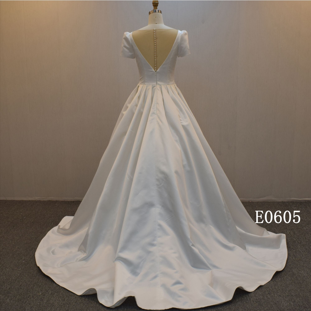 Simple Design Satin  Scoop neckline Bridal Gown A Line  Backless Wedding Dress