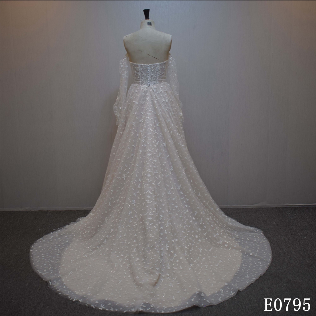 Beautiful Design Long Sleeve Bridal Dress