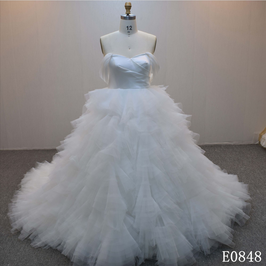 Plus size Ball Gown bridal dress Guangzhou factory made elegant Tulle bridal dress