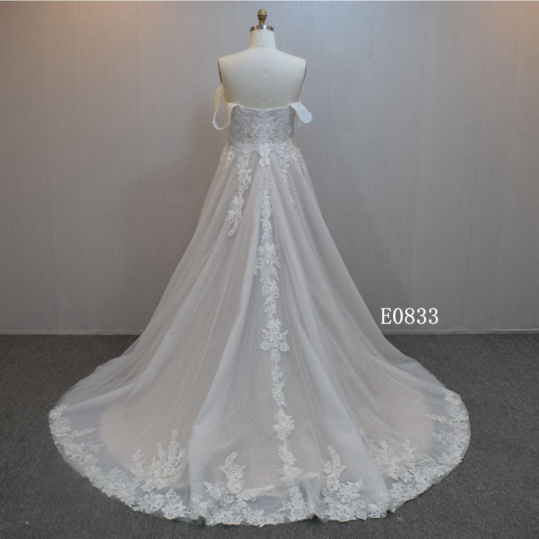 A-line bridal dress guangzhou factory made elegant Lace bridal dress