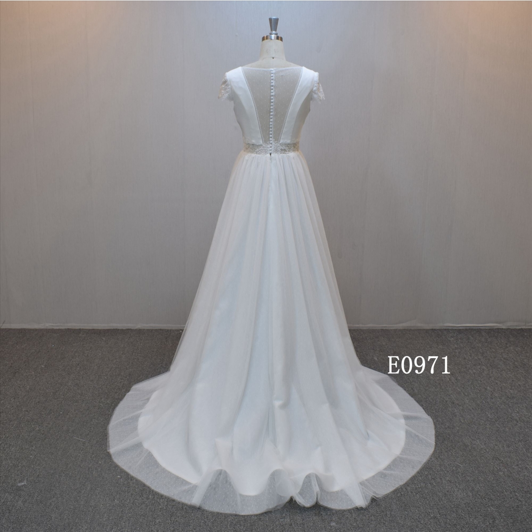New design A-line bridal dress guangzhou factory made elegant Lace bridal dress