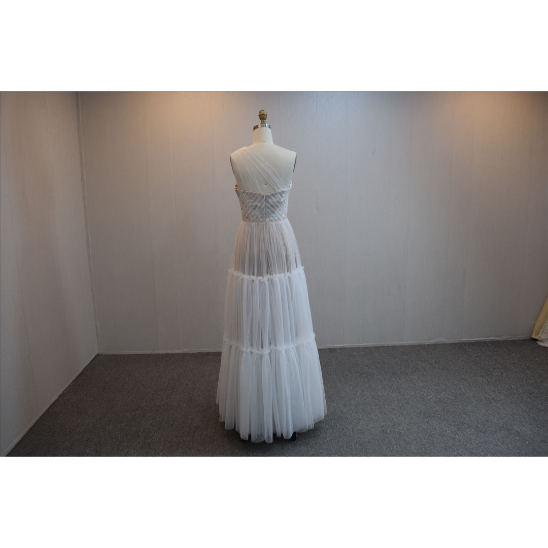 Lastest design A-line bridal dress guangzhou factory made elegant Lace bridal dress