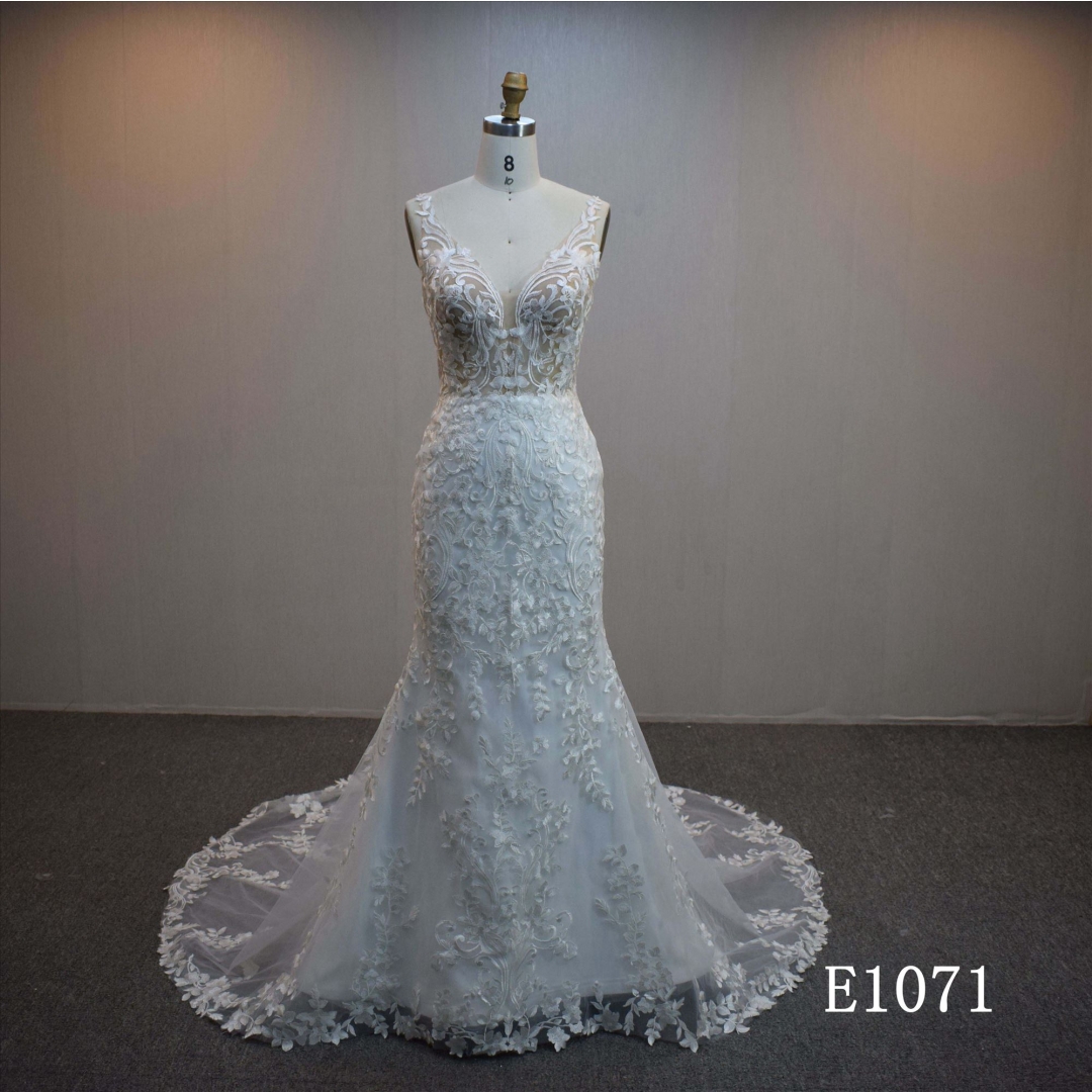 Lastest design Mermaid bridal dress guangzhou factory made elegant Lace bridal dress