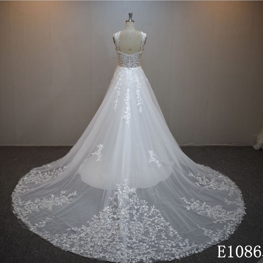 Lastest design A-line bridal dress guangzhou factory made elegant bridal dress