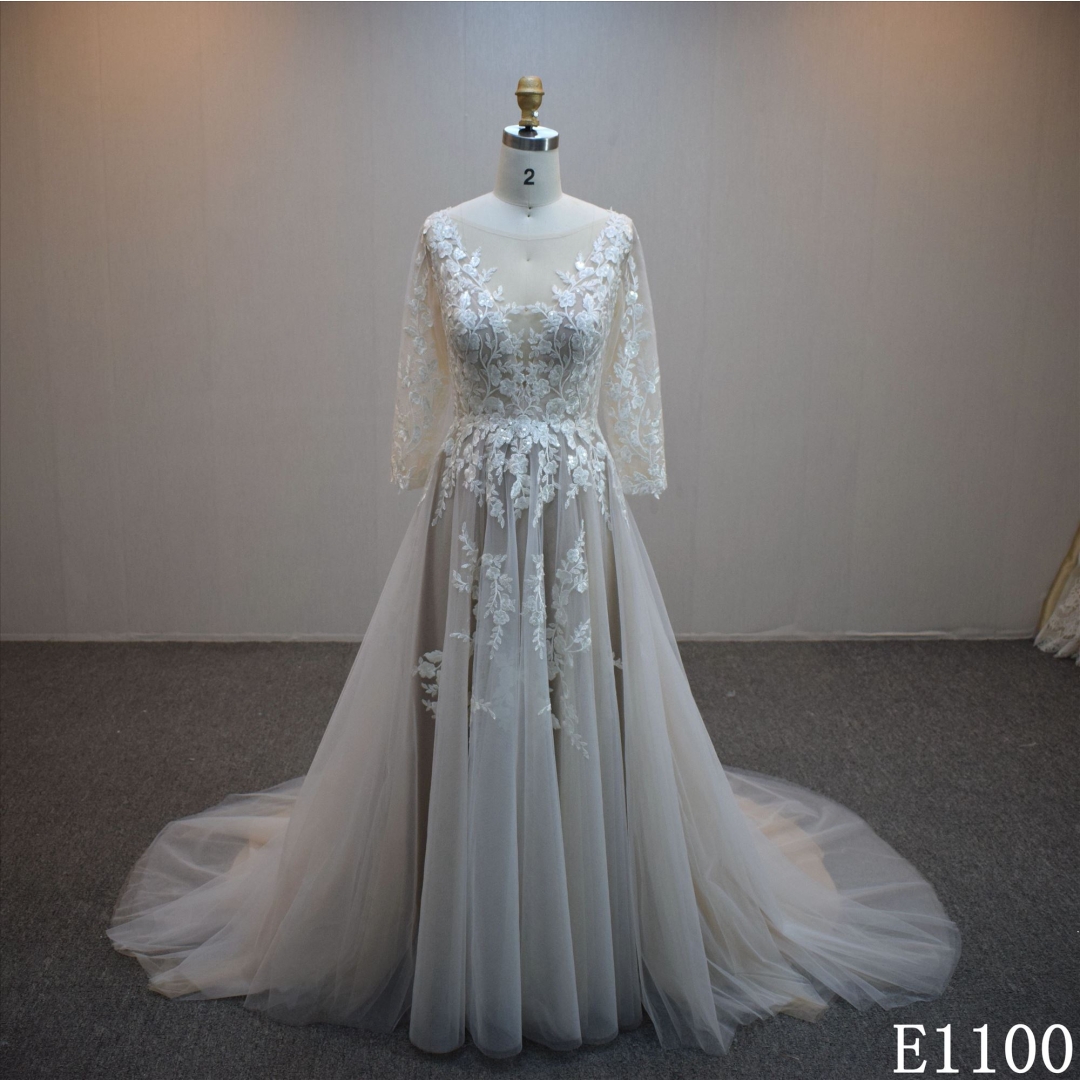 Lastest design A-line bridal dress guangzhou factory made elegant bridal dress