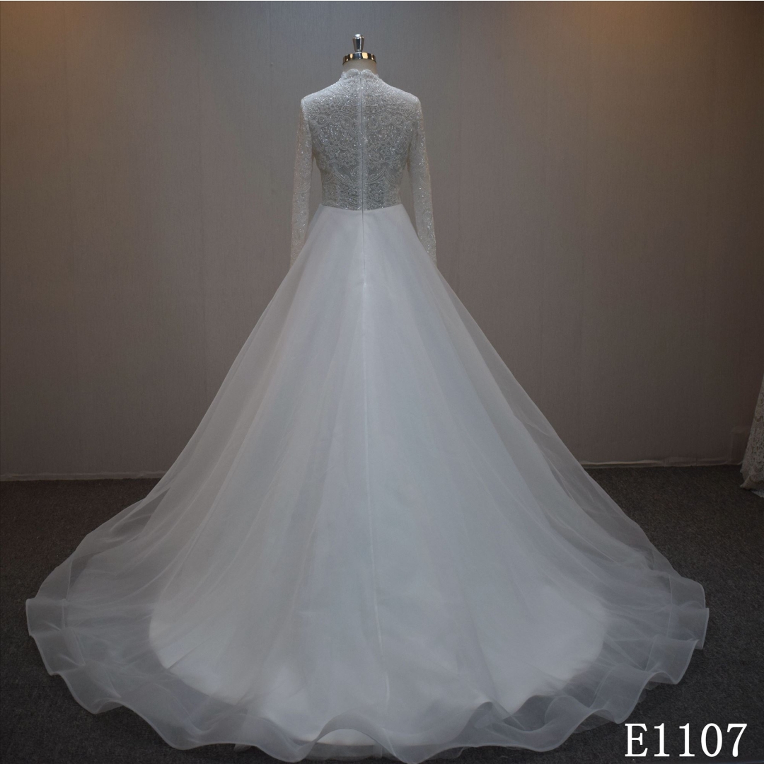 Lastest design A-line bridal dress guangzhou factory made elegant bridal dress