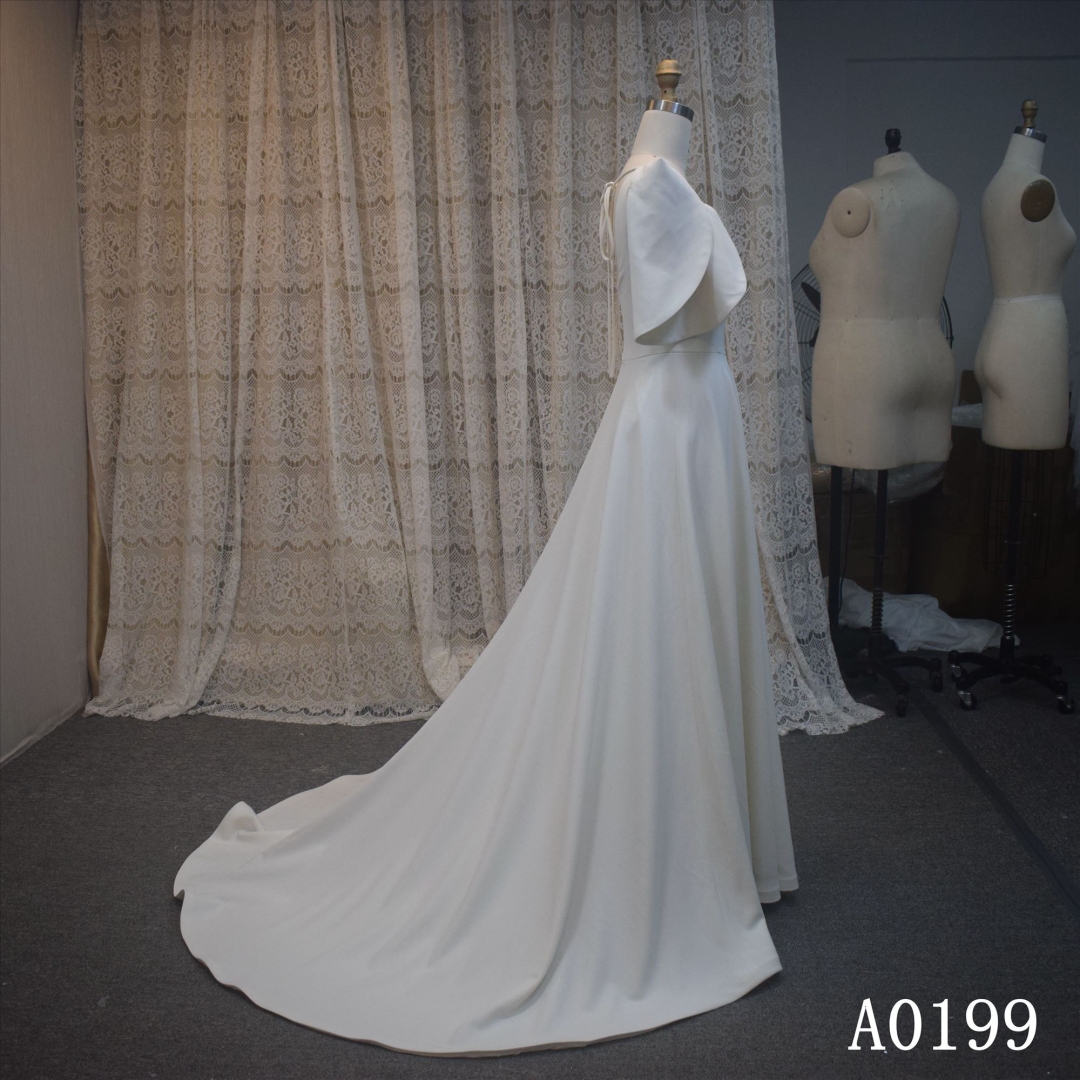 Lastest design  A-line bridal dress guangzhou factory made Elegant bridal dress