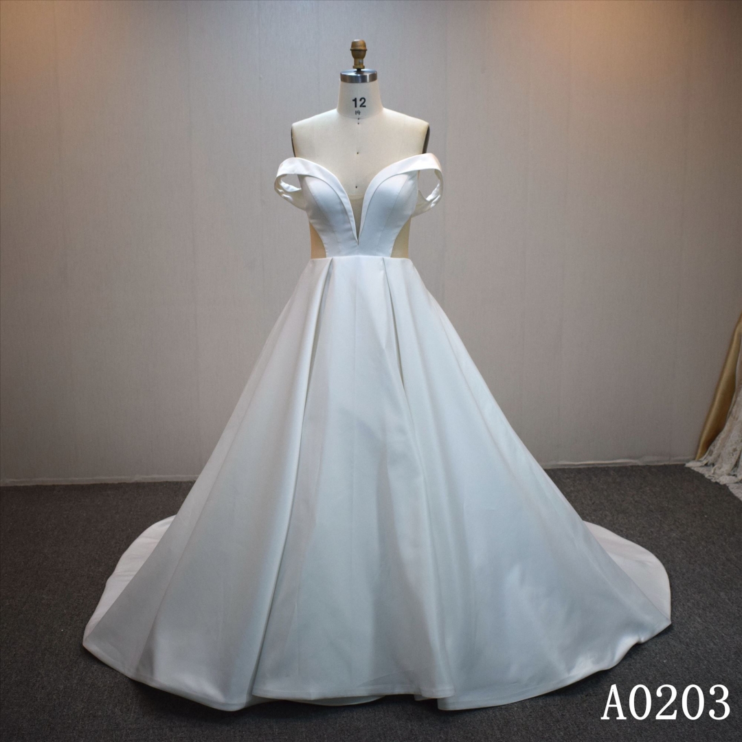 Lastest design  A-line bridal dress guangzhou factory made Elegant bridal dress