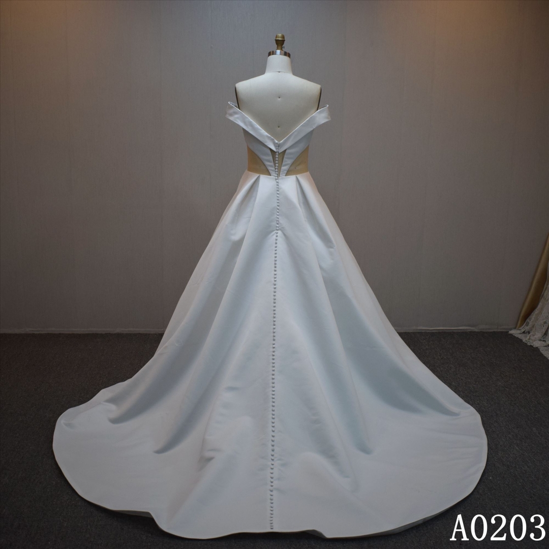 Lastest design  A-line bridal dress guangzhou factory made Elegant bridal dress